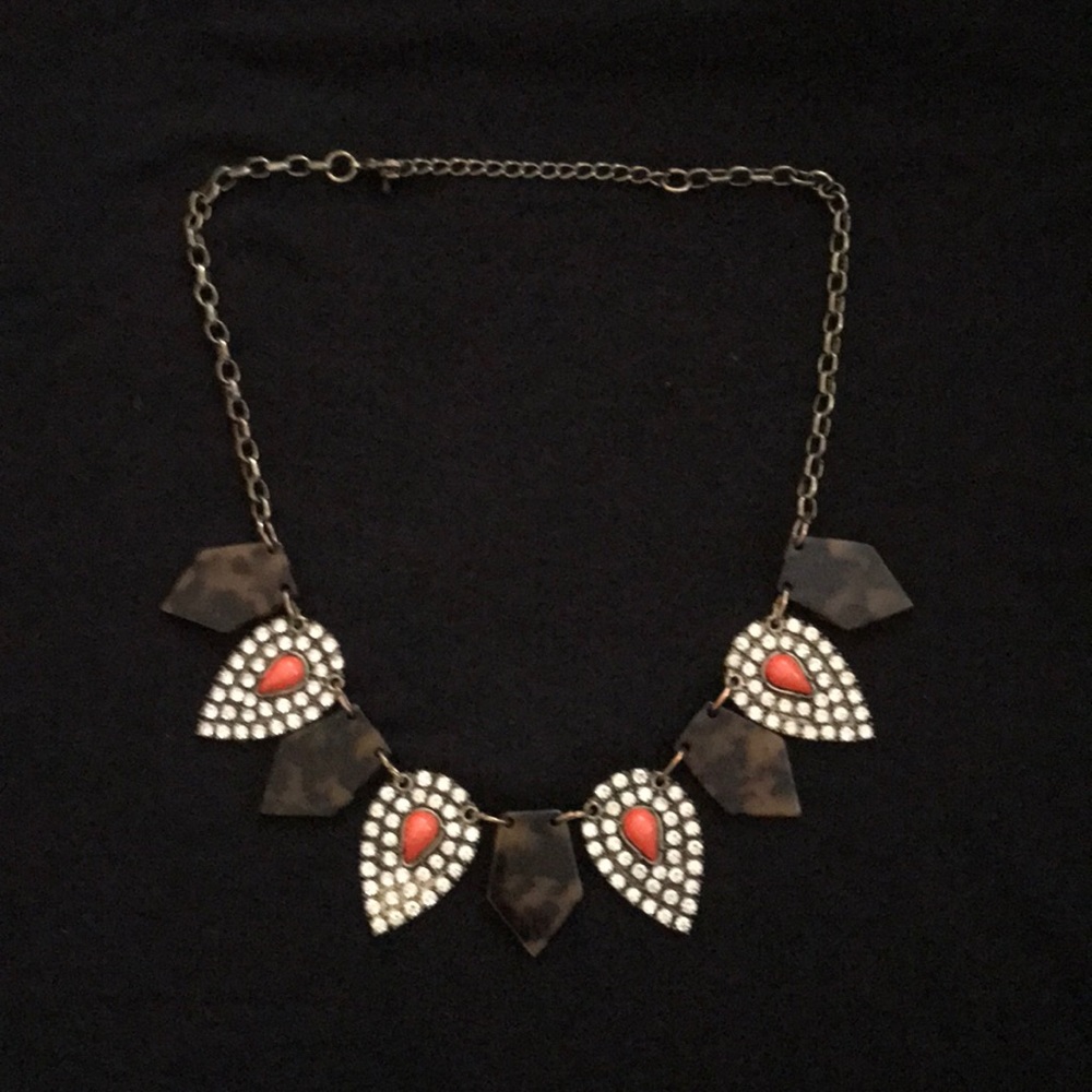 Sole society tortoise and coral Necklace